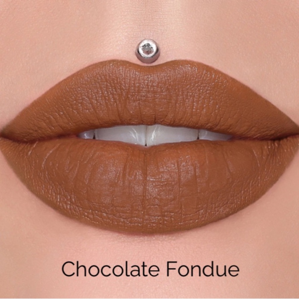 Chocolate Fondue, NIB Jeffery Star Velvet Trap Lipstick